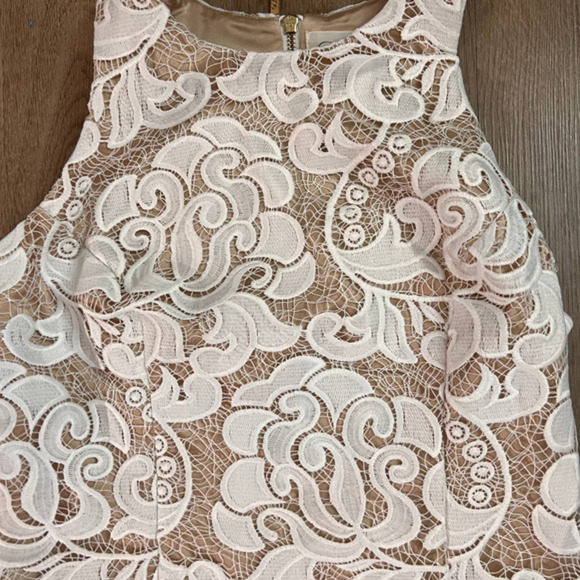 Eliza J Size 2 Sleeveless Copper Dress With White Lace Overlay - Picture 4 of 12